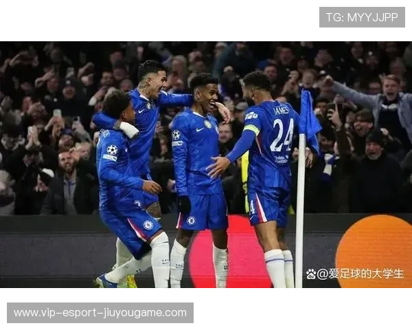 切尔西新援连续成功过人，引发斯坦福桥轰鸣掌声